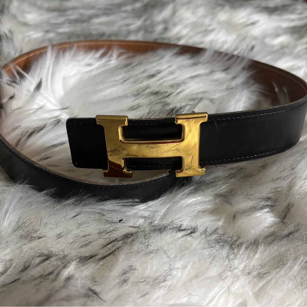 Excellent, like new HERMES reversible belt women’s 65cm.